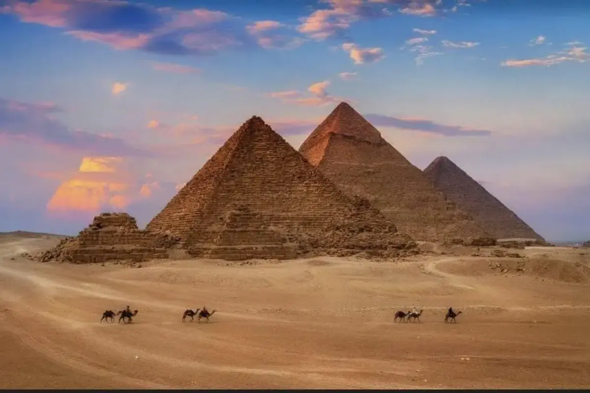 Giza Pyramids Guided Tour