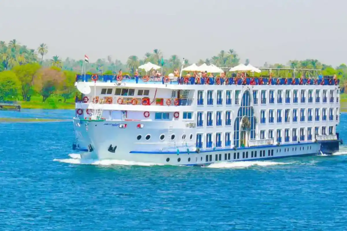 Nile Cruise  Luxor to Luxor 8-days / 7-nights